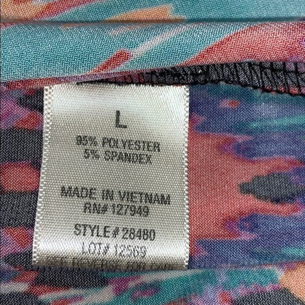 Emma & Michelle colorful mock wrap dress - Picture 8 of 8